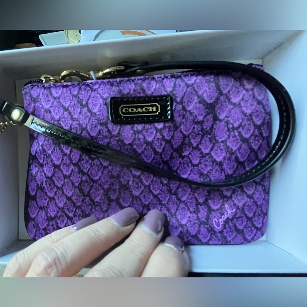 Coach wristlet/wallet brand new